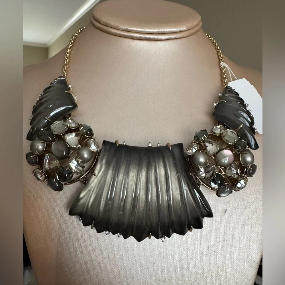 Alexis Bittar Statement Necklace - Picture 3 of 9